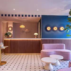 Mercure Pigalle Sacre Coeur 4*, Paris France